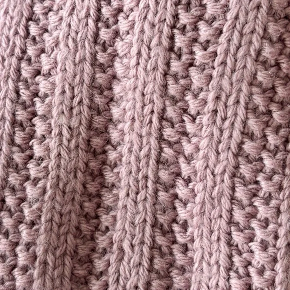 NWT Love & Lore Soft Pink Rory Rib Mittens with Soft Lining. - Picture 4 of 8